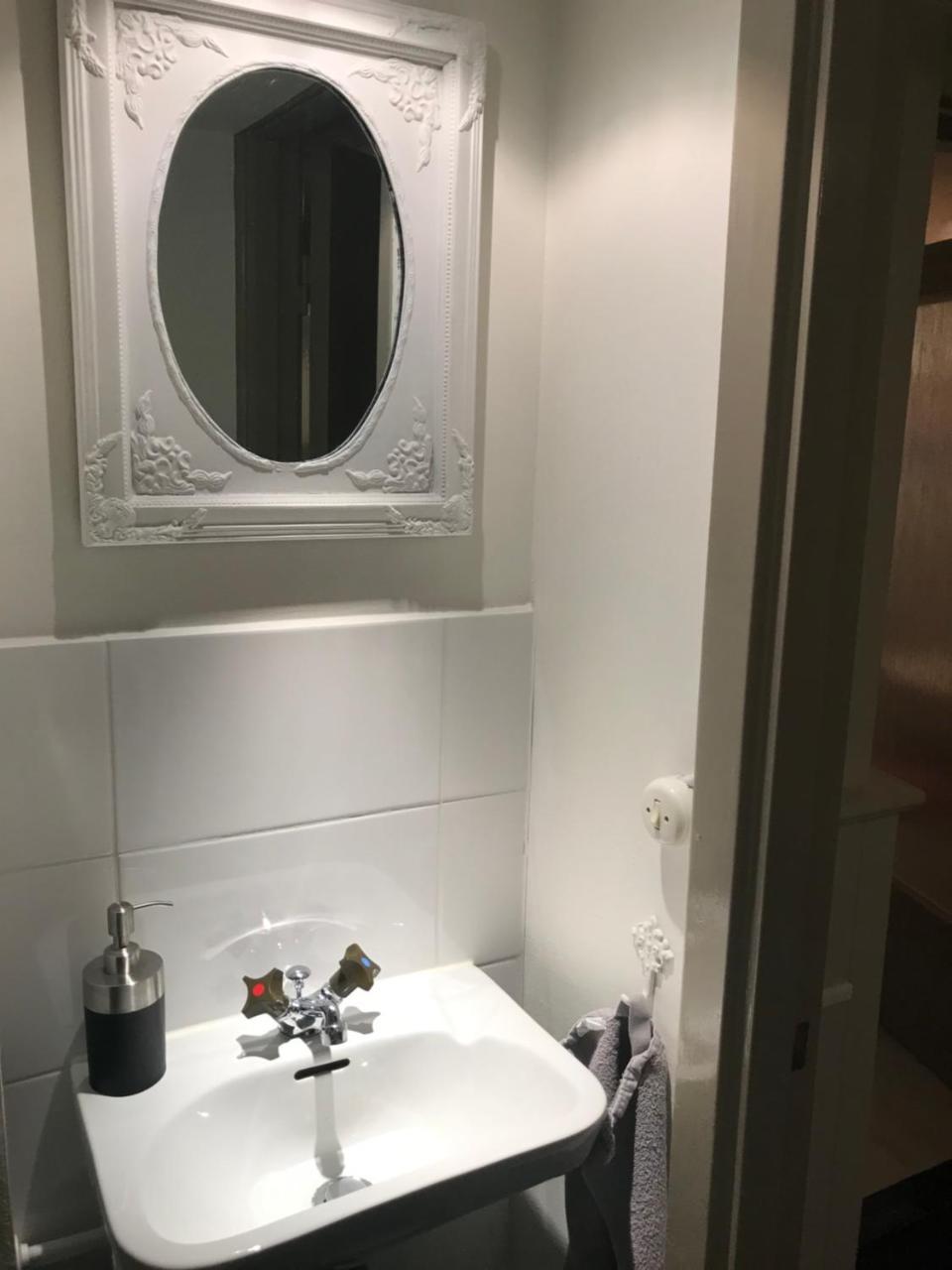 Room With Pentry, Separate Entrance, No Cardpayment Granna Ngoại thất bức ảnh